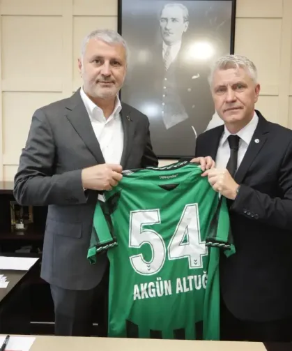 Sakaryaspor yönetiminden SATSO'ya ziyaret