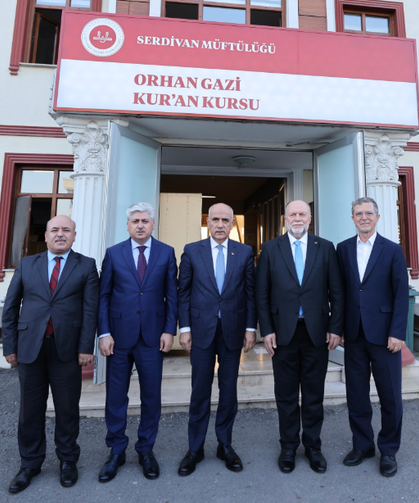 Eski Bakan vahit Kirişçi Sakarya'da