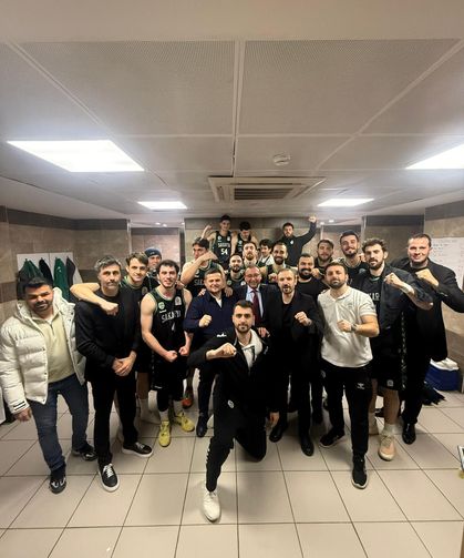 Liderden İstanbul’da gövde gösterisi: Büyükşehir Basketbol 11’de 11!