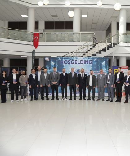 SATSO'daki mini fuara katılan firmalara plaket verildi