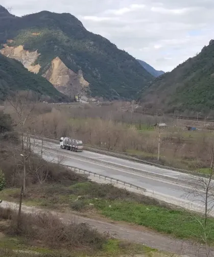 D-650 üzerindeki taş ocağına tepki: “Çalışmalar derhal durdurulmalı”