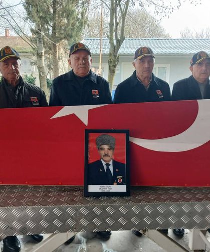 Kıbrıs Gazisi Mustafa Yiğit törenle toprağa verildi