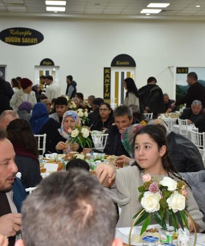10 yıllık akraba iftarı geleneği 500 kişilik katılımla gerçekleşti