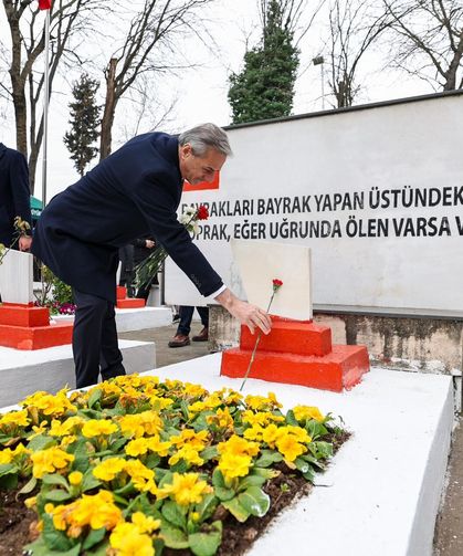 Yusuf Alemdar: “Şehadete koşarak tarihin yönünü değiştirenler, görülmemiş bir destan yazdılar”
