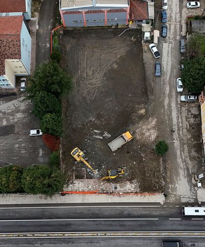 Gençlerin buluşma noktası olacak Sapanca Spor Salonu’nda çalışmalar başladı