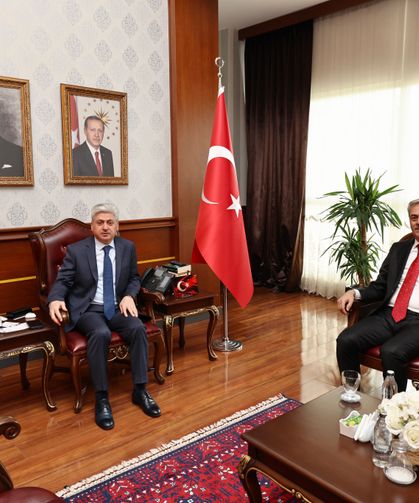 Başkan Alemdar’dan Vali Doğan’a ziyaret