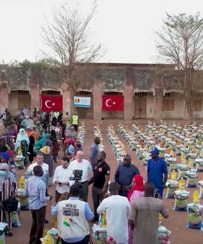 Sakarya, Almanya ve Yunanistan SİMDER’den Mali’ye 40 ton gıda yardımı