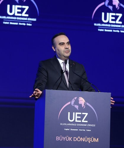 Bakan Kacır Sakarya'da konuştu