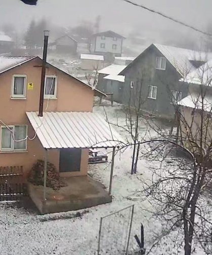 Sakarya'nın yüksek kesimleri beyaza büründü