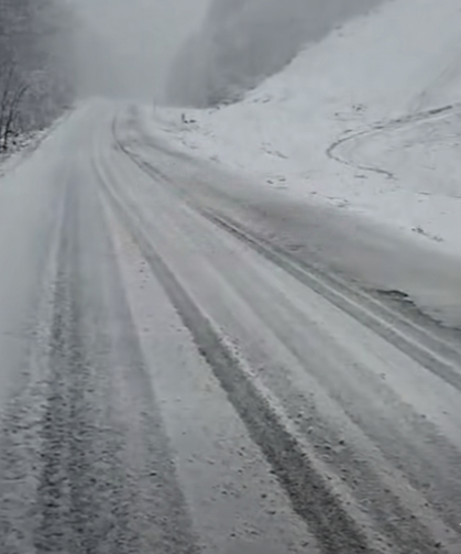 Çamdağı'nda kışı aratmayan görüntü