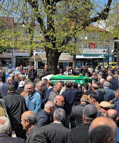 Arkadaşının işyerinde kalbine yenik düşmüştü, son yolculuğuna uğurlandı