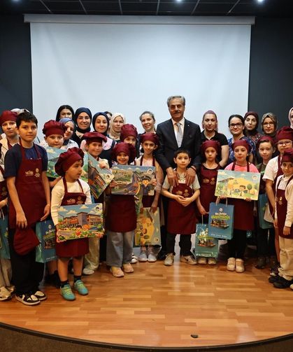 Anneler Günü’nde hem tatlı hem duygusal etkinlik: “Aile kurumunu güçlendirmeye devam edeceğiz”