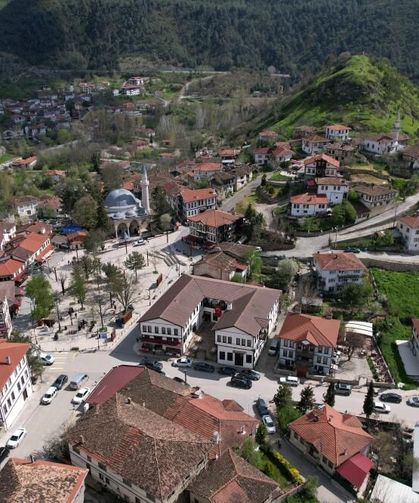 Bu sokaklar açık hava müzesi: Osmanlı'dan günümüze tanıklık eden miras