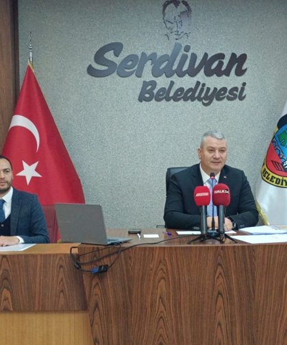 Serdivan Meclisi'nde Başkan Çelik’ten hizmet ve yatırım mesajı