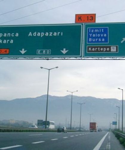 Sapanca otoyolu gişeleri kapatıldı!