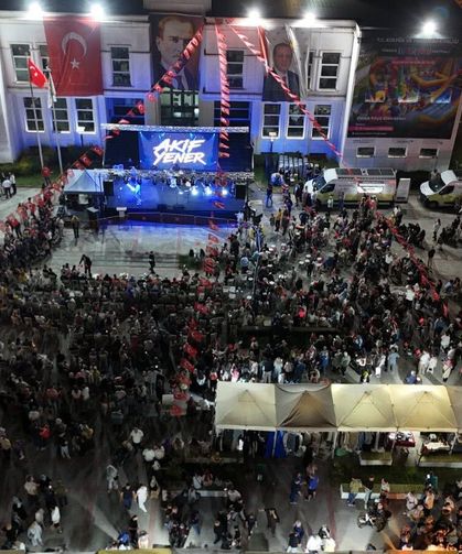 Erenler'de Kurtuluş Şenlikleri coşkuyla başladı
