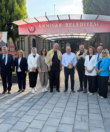 Başkan Çelik’ten “Serdivan’dan Akhisar’a Kardeşlik Köprüsü” ziyareti