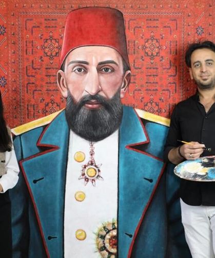 Halıyı tuvale çeviren mühendis çiftin eserleri hayran bırakıyor
