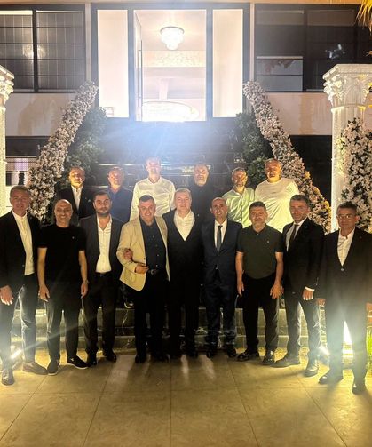 Serdivan Gölpark'ta yılın düğünü: Gül ve Emirhan dünyaevine girdi