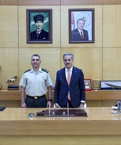 Garnizon ve tugay komutanlığına atama