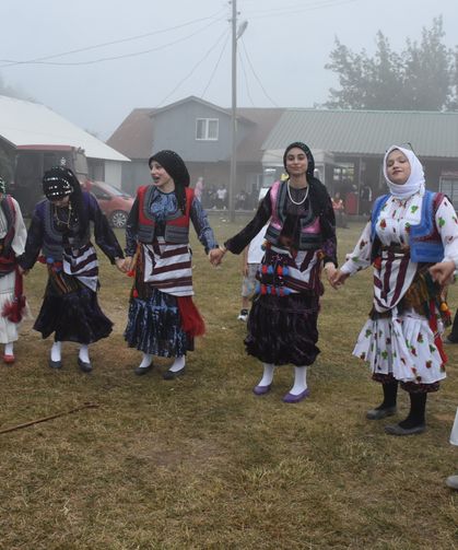 Sis, yağmur, çamur dinlemediler, 116 yıllık geleneği yaşattılar