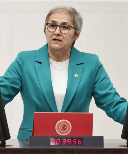 Taşkent’ten dikkat çeken karar: Bir maaşını bağışlayacak