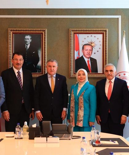 Sakarya'nın spor yatırımları Ankara'da değerlendirildi