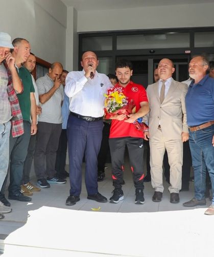 Şampiyon Ferizli’de