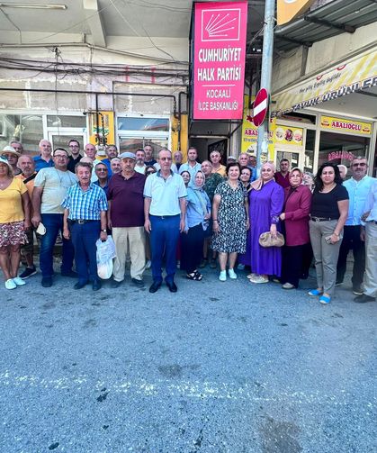 CHP Kocaali İlçe Örgütü’nden toplu istifa