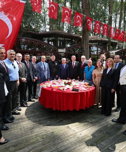 Ormanpark’ta 30 Ağustos Zafer Bayramı kabul töreni düzenlendi