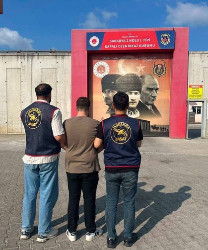 Sakarya'da aranan 14 hükümlü yakalandı