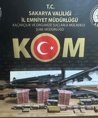 Adapazarı'nda iki işyerine silah kaçakçılığı operasyonu!