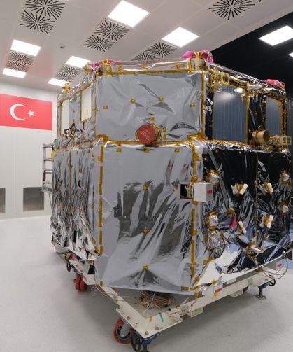 Türkiye'nin ilk Ay uzay aracının üretimi tamamlandı