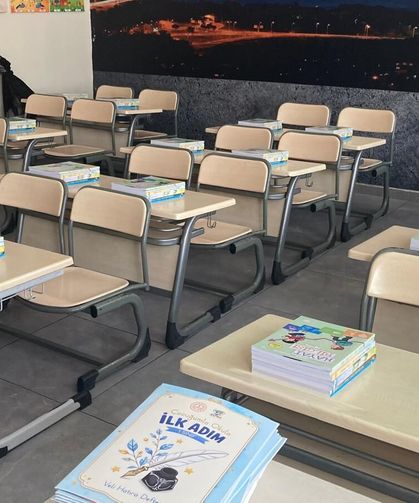 Sakarya'da ücretsiz ders kitapları sıralara ulaştı