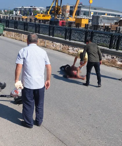 Serdivan'da scooter kazasında genç ağır yaralandı