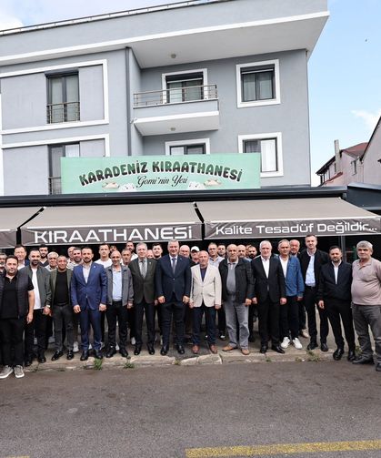 Milletvekili Kocacık Serdivan'da vatandaşlarla kahvaltıda buluştu
