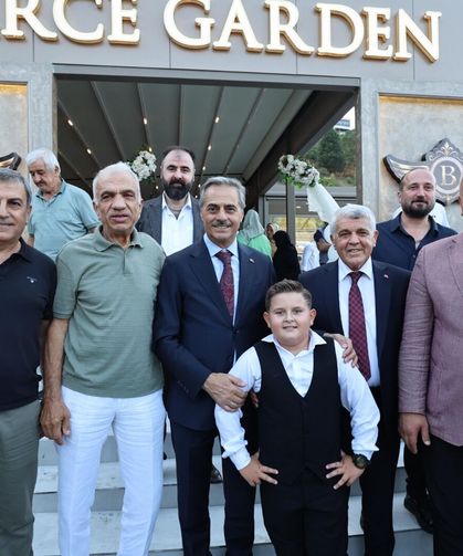 Yaman ailesinin mutlu günü