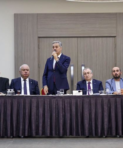 Başkan Alemdar'dan esnaf temsilcileriyle istişare toplantısı