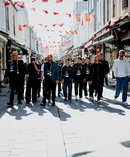 Sakaryaspor'dan Çark Caddesi ve Uzunçarşı esnafına ziyaret