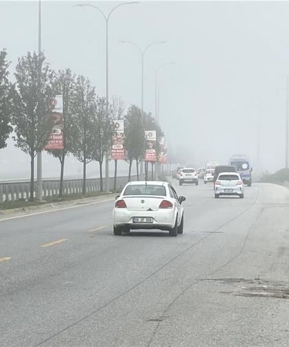 Sakarya'da sis görüş mesafesini düşürdü