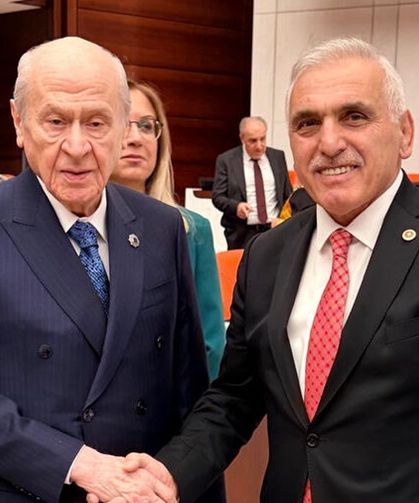 Ali İnci meclis açılışında Bahçeli ile görüştü