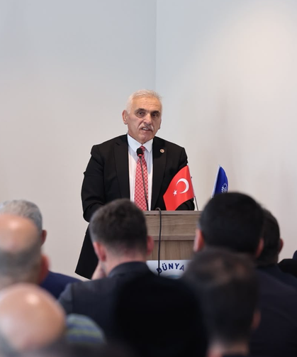 15 Temmuz Gençlik Merkezi’nde Yeni Dünya Vakfı İstişare Kampı