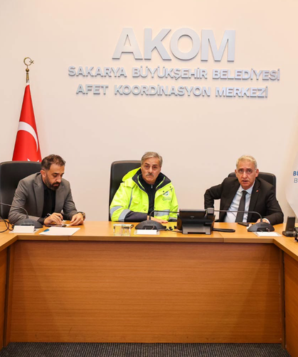 AKOM'da sel mesaisi!