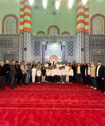 Başkan Işıksu'dan sabah namazı buluşması: Korucuk sakinleriyle bir araya geldi