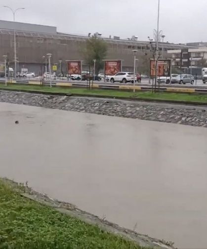 Çark Deresi'nde su yükseldi!