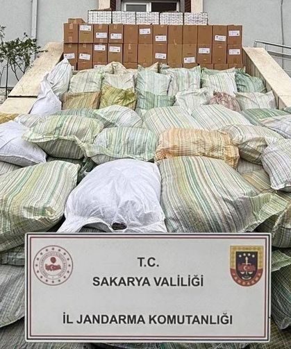 Serdivan'da 3 milyon liralık kaçak tütün operasyonu!