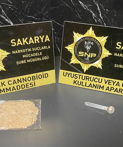 İstanbul’dan Sakarya’ya uyuşturucu sevkiyatı gişelerde engellendi: 1 tutuklama