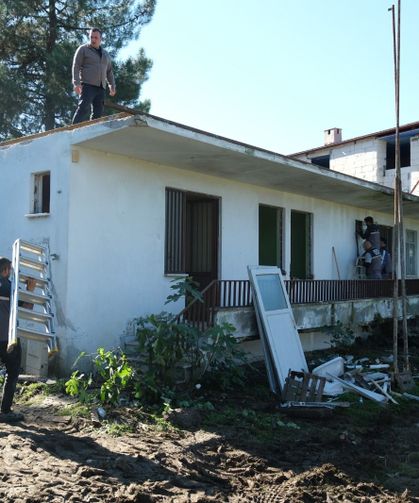 Serdivan’da Yukarıdereköy Kültür Evi için dönüşüm başladı