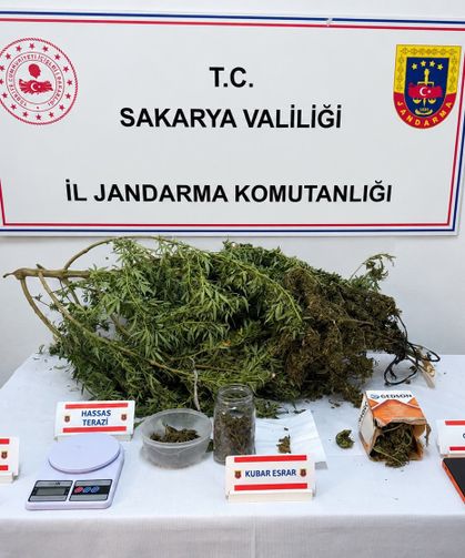 Jandarmadan uyuşturucu operasyonları: 3 tutuklama