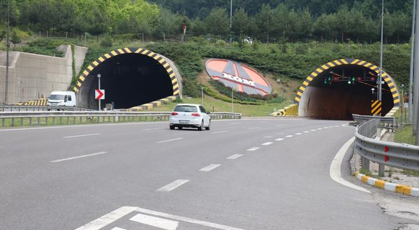 Bolu Dağı Tüneli’nin İstanbul yönü trafiğe açıldı